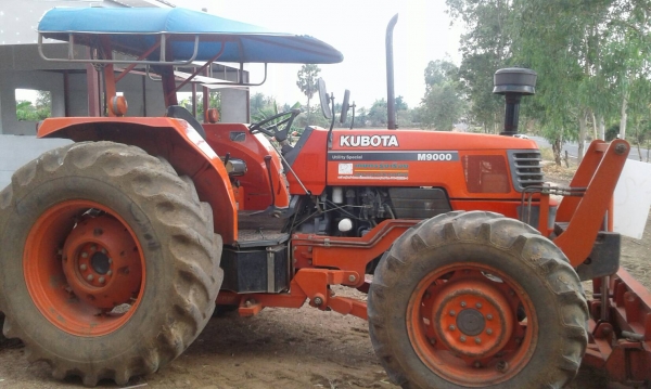 รถไถ M 90  อุปกร2 อย่าง พร้อมใช้งาน ราคา 550000 บาท ( ดูรถก่อนต่อ )    วันทูคอล 0986683479 dtac 0942839369 สิทธิ์ คับ