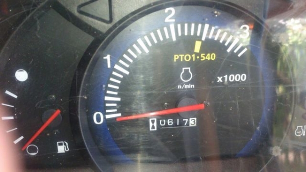 รถไถ 36 SP แรงปี 57 อุปกร 3 อย่าง ซ. ม 600 นิด ฯฯ มือเดียวป้ายแดง ราคาเบาฯฯ 345000 บาท วันทูคอล 0986683479 dtac 0942839369 สิทธิ์ คับ