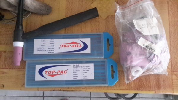 เครื่องเชื่อม TIG/Stick เครื่องเชื่อม TIG/Stick