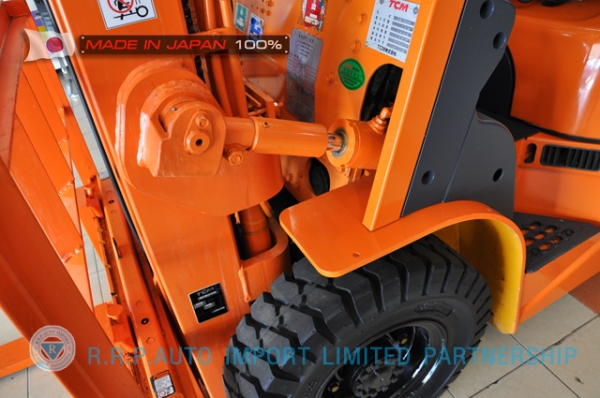 ขายรถโฟล์คลิฟท์มือสอง TCM รุ่น FD25T6H-39E00762 นำเข้าจากประเทศญี่ปุ่น 100\% ไม่เคยใช้งานในประเทศไทย