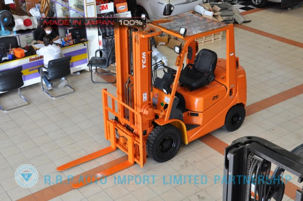 ขายรถโฟล์คลิฟท์มือสอง TCM รุ่น FD25T6H-39E00762 นำเข้าจากประเทศญี่ปุ่น 100\% ไม่เคยใช้งานในประเทศไทย