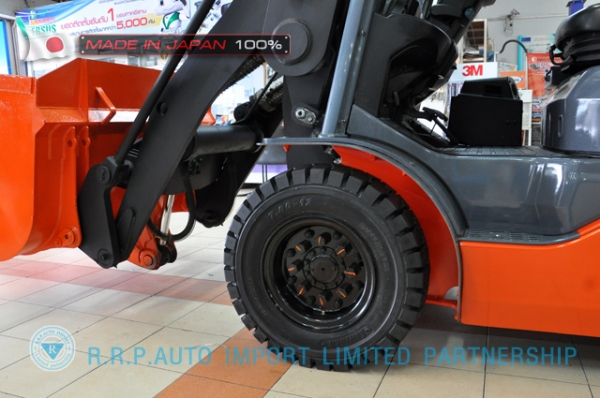 ขายรถโฟล์คลิฟท์มือสอง TOYOTA รุ่น 6SD12-30126 นำเข้าจากประเทศญี่ปุ่น 100\% ไม่เคยใช้งานในไทย