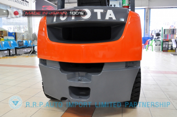 ขายรถโฟล์คลิฟท์มือสอง TOYOTA รุ่น 6SD12-30126 นำเข้าจากประเทศญี่ปุ่น 100\% ไม่เคยใช้งานในไทย