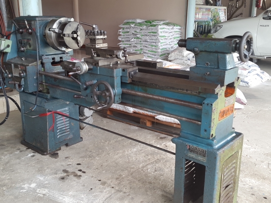 แท่นกลึง 6 ฟุต 2 เพลา เกียร์บล็อก สภาพสวยๆ พร้อมใช้งาน ไฟบ้าน ด่วนๆๆๆ 65,000