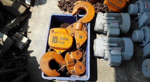 ** ไปอยู่พิจิตรครับ ** รอกโซ่มือสาวญี่ปุ่น VITAL Made in JAPAN 10 ตัน ยาว 6 m ของลงตู้สวยๆพร้อมใช้