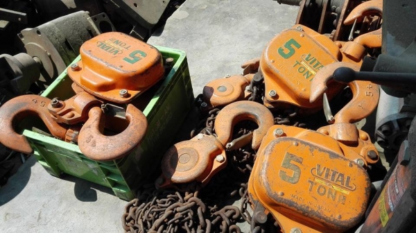 รอกโซ่มือสาวญี่ปุ่น VITAL Made in JAPAN 5 ตัน ยาว 3 m ของลงตู้สวยๆพร้อมใช้