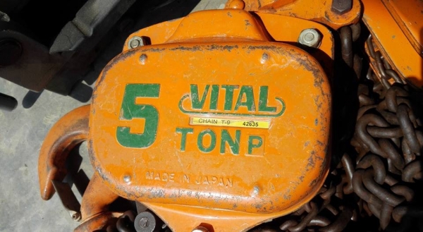 รอกโซ่มือสาวญี่ปุ่น VITAL Made in JAPAN 5 ตัน ยาว 3 m ของลงตู้สวยๆพร้อมใช้