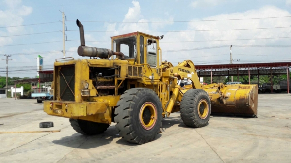 รถตัก FURUKAWA รุ่น FL 320 A SERIAL 5851 ขับเคลื่อนสองเพลา