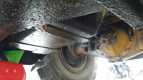 รถตัก FURUKAWA รุ่น FL 320 A SERIAL 5851 ขับเคลื่อนสองเพลา