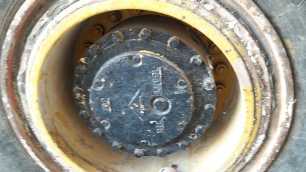 รถตัก FURUKAWA รุ่น FL 320 A SERIAL 5851 ขับเคลื่อนสองเพลา