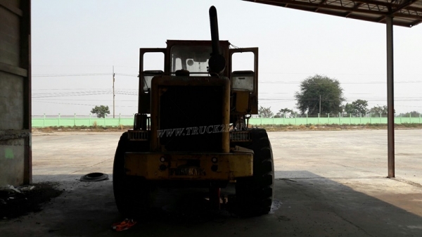 รถตัก FURUKAWA รุ่น FL 320 A SERIAL 5851 ขับเคลื่อนสองเพลา