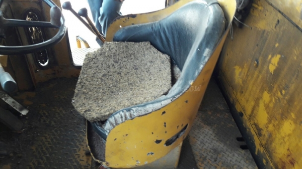 รถตัก FURUKAWA รุ่น FL 320 A SERIAL 5851 ขับเคลื่อนสองเพลา