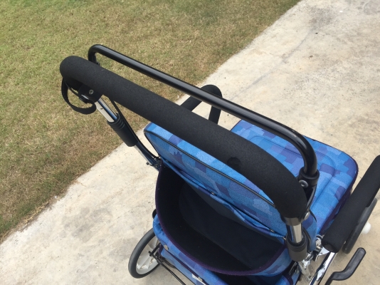 ขายรถเข็นช่วยเดิน เก่าญี่ปุ่น สภาพดี