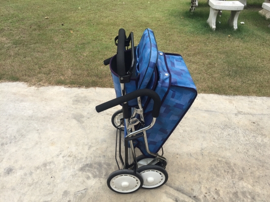 ขายรถเข็นช่วยเดิน เก่าญี่ปุ่น สภาพดี