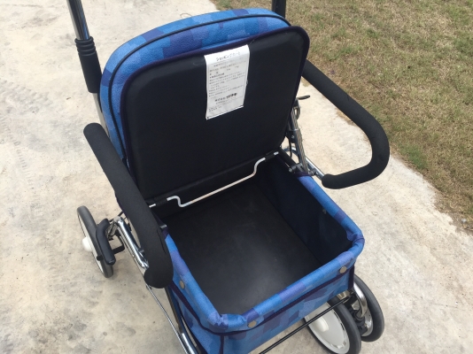 ขายรถเข็นช่วยเดิน เก่าญี่ปุ่น สภาพดี