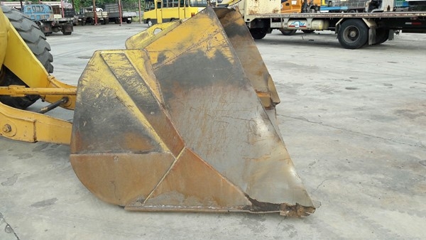 KOMATSU รุ่น WA400-1 SERIAL 10493 6 สูบ เทอร์โบ