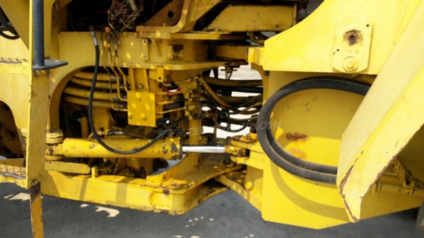 KOMATSU รุ่น WA400-1 SERIAL 10493 6 สูบ เทอร์โบ