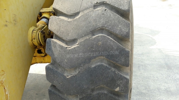KOMATSU รุ่น WA400-1 SERIAL 10493 6 สูบ เทอร์โบ