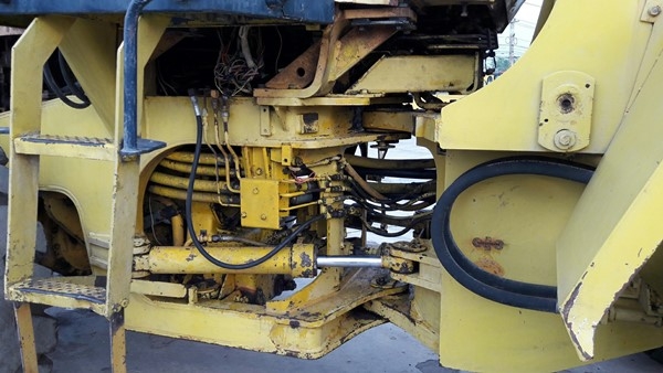 KOMATSU รุ่น WA400-1 SERIAL 10493 6 สูบ เทอร์โบ