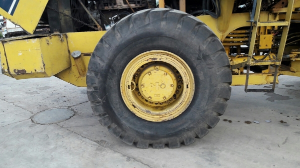 KOMATSU รุ่น WA400-1 SERIAL 10493 6 สูบ เทอร์โบ