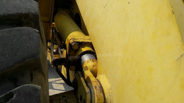 KOMATSU รุ่น WA400-1 SERIAL 10493 6 สูบ เทอร์โบ