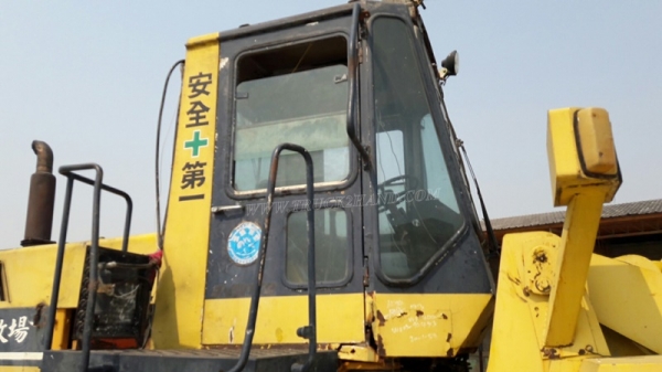 KOMATSU รุ่น WA400-1 SERIAL 10493 6 สูบ เทอร์โบ