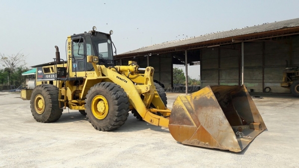 KOMATSU รุ่น WA400-1 SERIAL 10493 6 สูบ เทอร์โบ