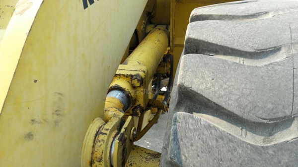 KOMATSU รุ่น WA400-1 SERIAL 10493 6 สูบ เทอร์โบ