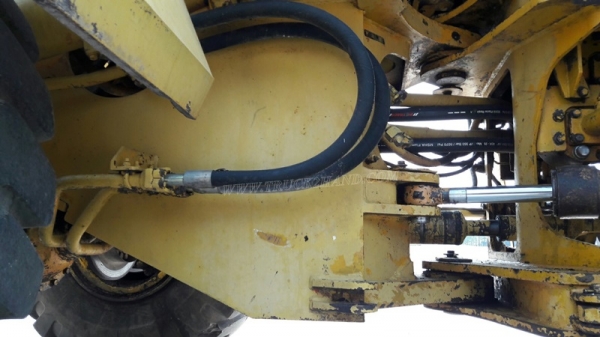 KOMATSU รุ่น WA400-1 SERIAL 10493 6 สูบ เทอร์โบ