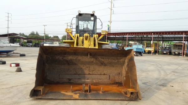 KOMATSU รุ่น WA400-1 SERIAL 10493 6 สูบ เทอร์โบ