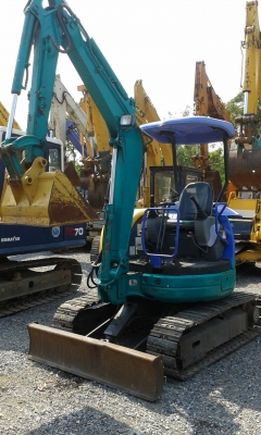 ต้องการขายรถขุดยี่ห้อ KOMATSU-PC-30MR-1รถนอกนำเข้าจากญี่ปุ่น