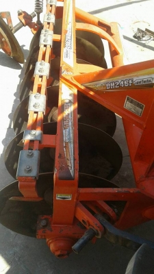 ขายรถไถ L4708SP ปี58 ใช้งาน467ชั่วโมง อุปกรณ์ ดันหน้า ผานหลัง เอกสารพร้อมโอน ราคา460,000 สนใจโทร 090-8588220คุณนะ 093-3258446คุณบิว เว็บไซต์ส่วนตัว www.narong2truck.com www.truck.in.th/498 ID: narong498 ID: 0933258446 เพจ Facebook ณรงค์ ซื้อขายรถมือสอง กล