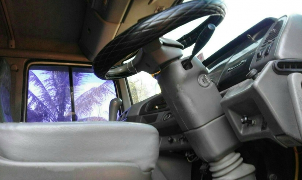 ขาย 1,550,000 HINO PROFAI K13C 335 แรง แม่ดั้ม 12 ล้อ ลูกดั้ม 3 คาน ยาว 7 ม. ดั้มเกษตร อู่พรชัย ช่วงล่าง ZM 10 น๊อต 8 เกียร์(รถอยู่ นครปฐม) 090-772-3710 090-772-3708