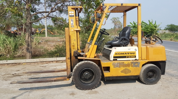 ขายด่วนรถยกKOMATSU FG30-10ยก3ตันยกสูง3เมตรเคื่องโคมัสซู4สูบรถนอกเพิ่งนำเข้ามายังไม่เคยใช้งานในเมืองไทยเลย