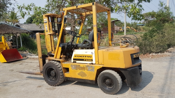 ขายด่วนรถยกKOMATSU FG30-10ยก3ตันยกสูง3เมตรเคื่องโคมัสซู4สูบรถนอกเพิ่งนำเข้ามายังไม่เคยใช้งานในเมืองไทยเลย