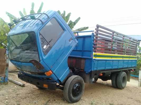 ISUZU NPR 115