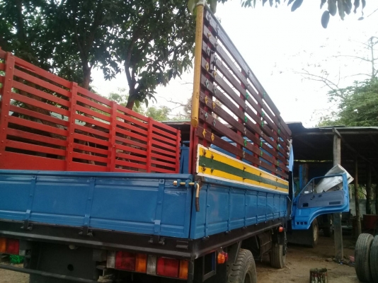 ISUZU NPR 115