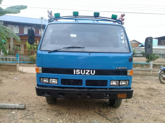 ISUZU NPR 115