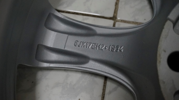 แม๊กซ์ BMW E90 ลาย Style 185 star spoke