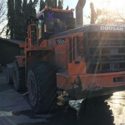 รถตักล้อยาง Doosan MEGA300-V เอกสารใบแจ้งจำหน่าย,รถPMและเช็คศูนย์ตลอด100\%,รถพร้อมใช้งาน,พร้อมขาย 084-5649130