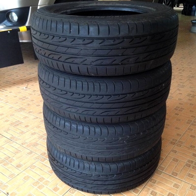 ะ 16 อย่างละคู่ DUNLOP 215 60 16 ดอกสวยทุกเส้น จัดส่งถึงบ้านทุกจังหวัด