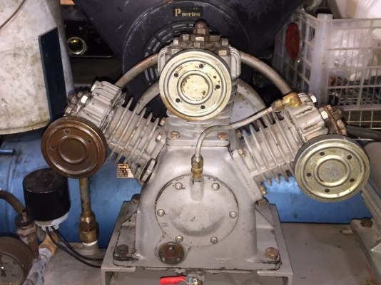 ขาย ปั๊มลมญี่ปุ่นโตชิบ่า 3 ลูกสูบ มือ2นำเข้ายังไม่ผ่านการใช้งานในไทย