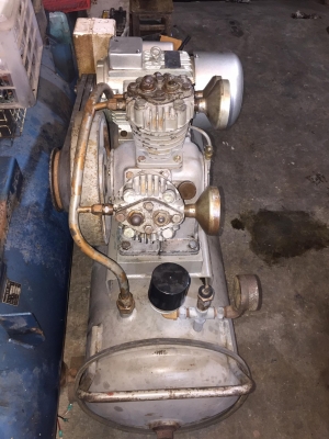 ขาย ปั๊มลมญี่ปุ่นโตชิบ่า 3 ลูกสูบ มือ2นำเข้ายังไม่ผ่านการใช้งานในไทย ขาย ปั๊มลมญี่ปุ่นโตชิบ่า 3 ลูกสูบ มือ2นำเข้ายังไม่ผ่านการใช้งานในไทย