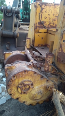 อะไหล่D2 รถแทร็กเตอร์ komatsu