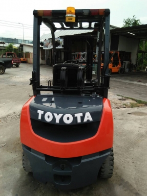 ขาย รถโฟรคลิฟท์ โตโยต้า รุ่น 8 เบนซิล ขาย รถโฟรคลิฟท์ โตโยต้า รุ่น 8 เบนซิล