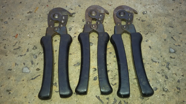 คีมปากนกแก้ว U.S.ยุคสงครามโลกครั้งที่2 คีมปากนกแก้ว U.S.ยุคสงครามโลกครั้งที่2