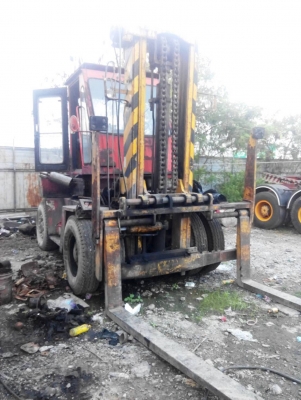 ขายรถโฟร์คลิฟ 8 ตัน