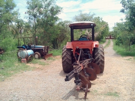 ขายรถไถMTZ-80 พร้อมใบดันหน้า 135000