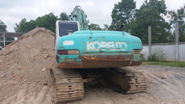 ขาย 750,000 KOBELCO sk 200-5 ไฟฟ้าครบ เครื่องดี ปั้มแรง เอวดี ช่วงล่างแน่น เล่มทะเบียน รถอยู่ จันทบุรี 090-772-3710 090-772-3708