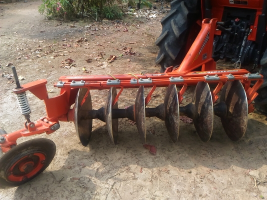 ขายรถไถคูโบต้า 36 แรง อุปกรณ์2ชิ้น